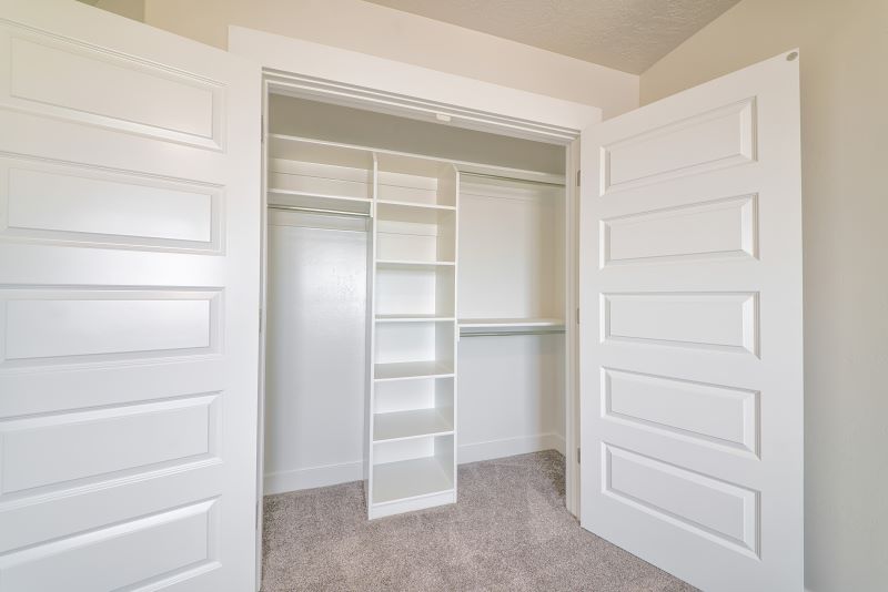 custom closet solutions